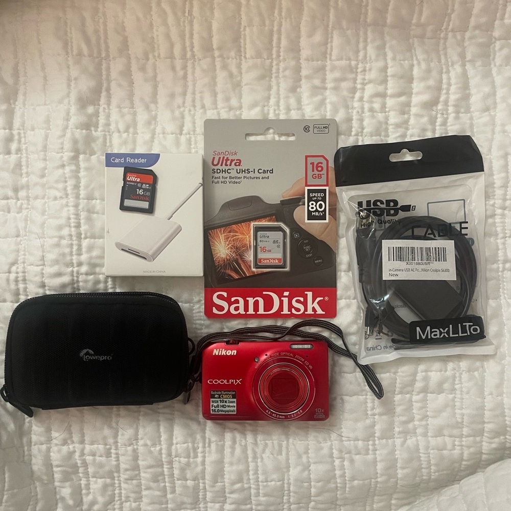Nikon COOLPIX S6300